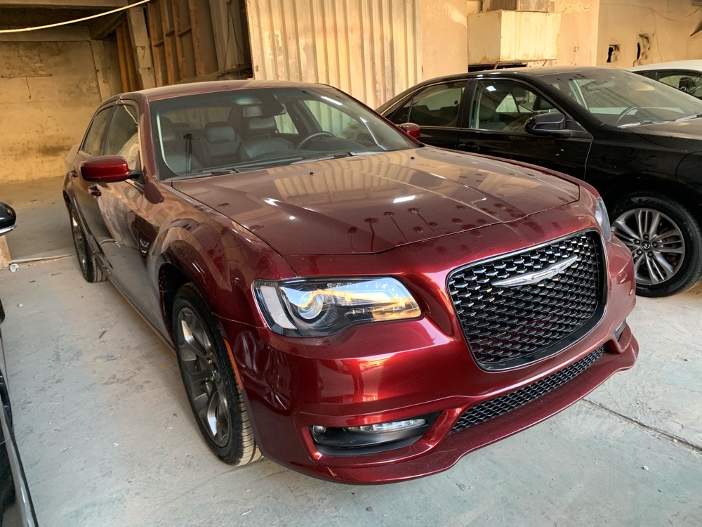 كرايسلر 300